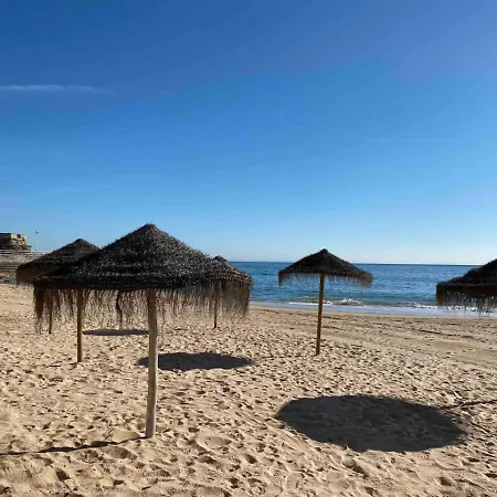 Old Town Rooftops With Sea Views *